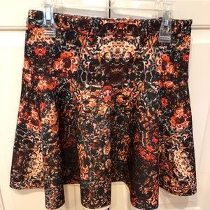Skirt- with floral pattern Abercrombie & fitch
